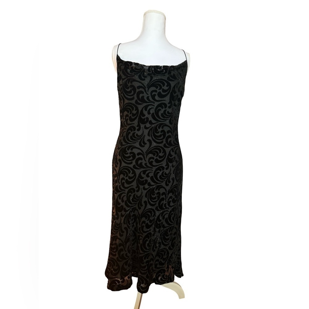 Y2K Women’s Velvet Detail Silk Dress Cowl Neck Spaghetti Straps Size 9/10 Gothic